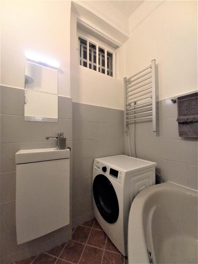 Quiet And Private Studio In The Center Apartamento Budapest Exterior foto